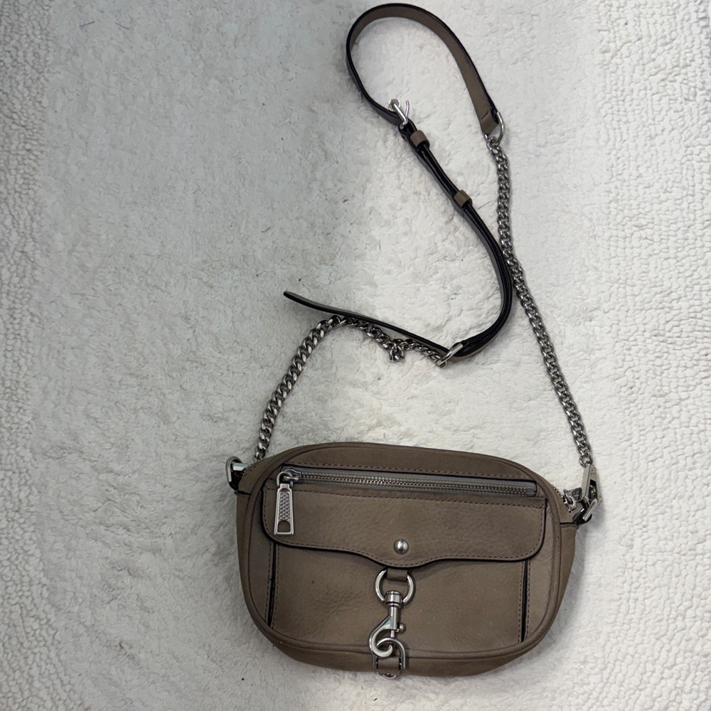 Gray Crossbody Bag with Chain Strap